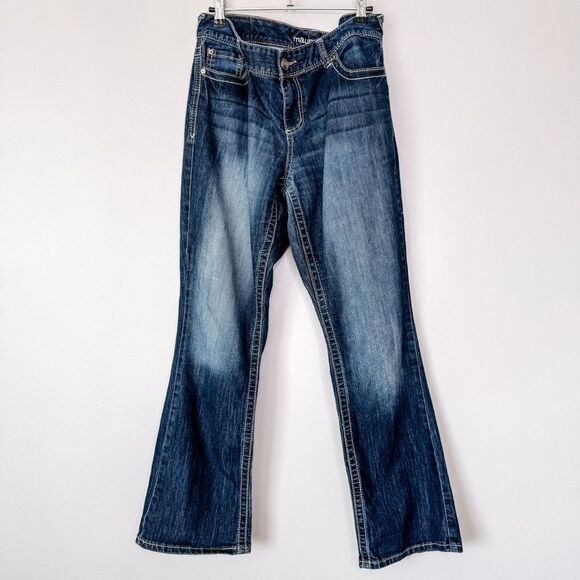 Maurices Bootcut Dark Wash Jeans Size 11/12 Short - Picture 2 of 7